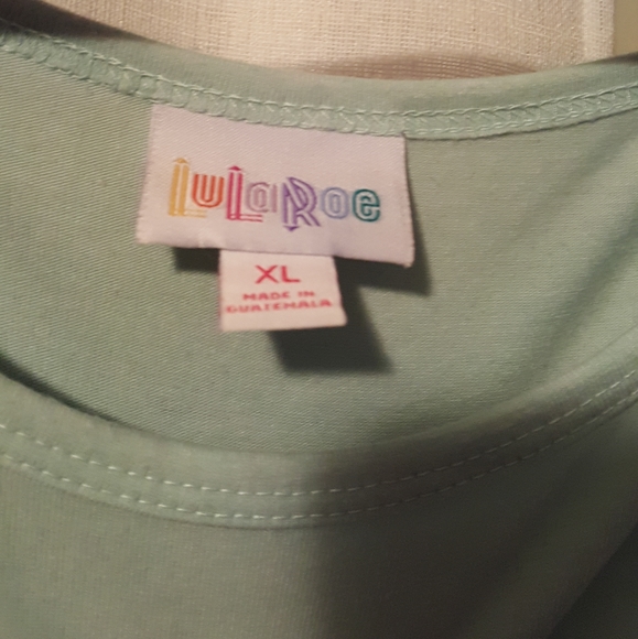 Lularoe shirt - Picture 2 of 2
